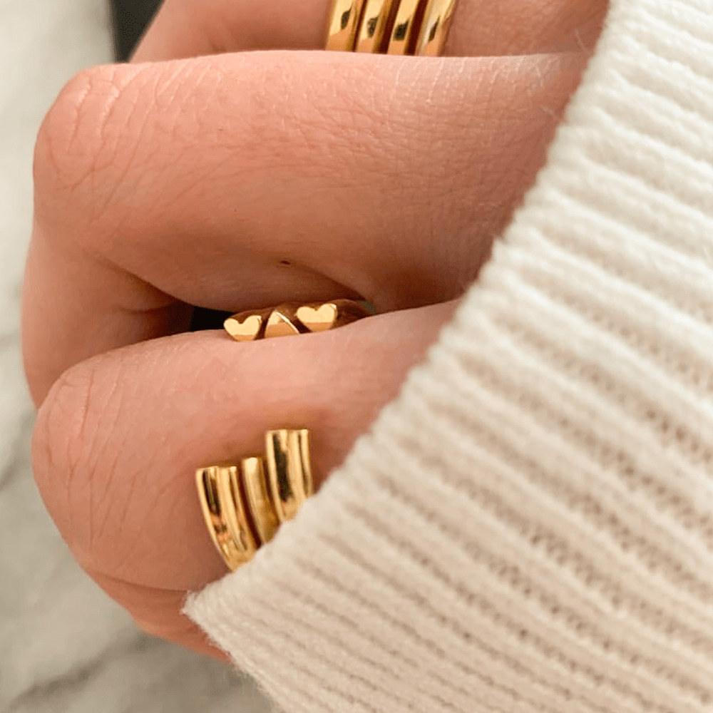 TRIANGLE Ring